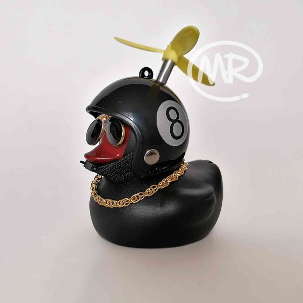 1. Figura Patito Black de hule con casco – Bola 8